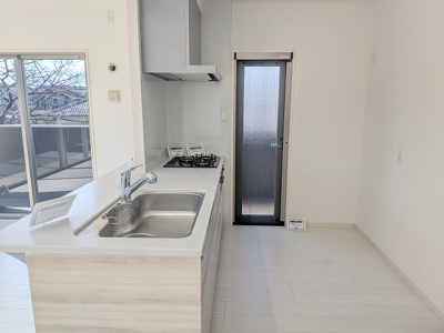 【キッチン】 | アースコートディアテラス三ヶ森（C-27）