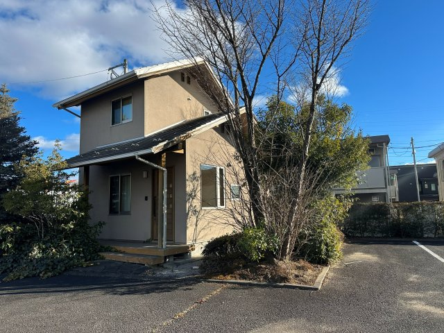 中古戸建・中古住宅　西郷村小田倉　小田倉小学校・西郷第二中学校の外観|敷地内にはもう1棟付属の建物があります！アトリエなどにもオススメ！