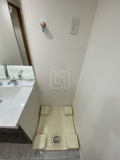 【設備】 | リーガル南久宝寺 | リーガル南久宝寺　室内洗濯機置き場