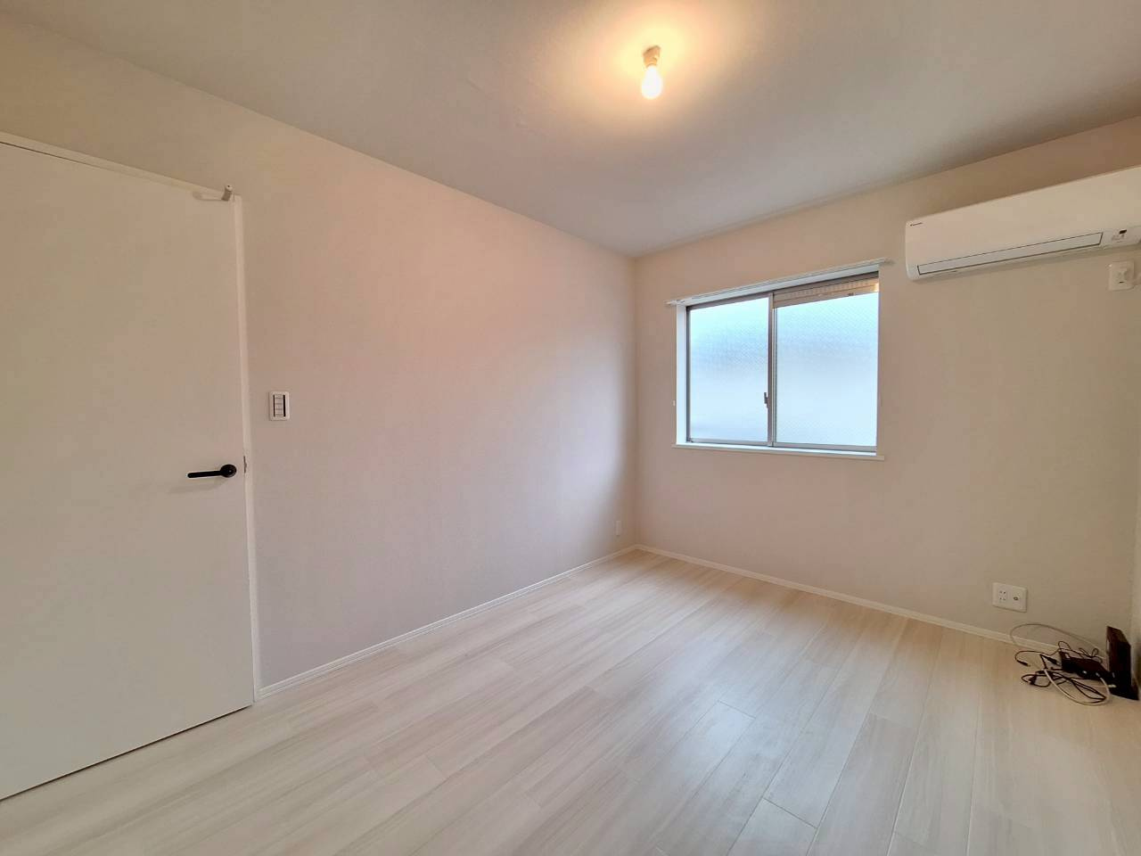 メゾン・ロータスの居間・リビング