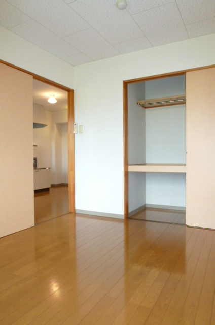 ワンピースの内装|きれいな内装です