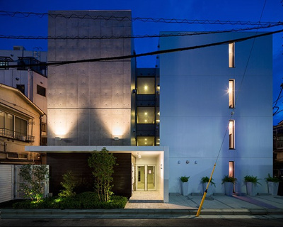 【外観】 | ALERO高円寺南 | 鉄筋コンクリート造のがっしりした建物。