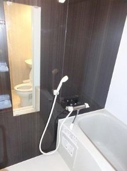 【浴室】 | ALERO高円寺南 | 浴室乾燥機付きバス。