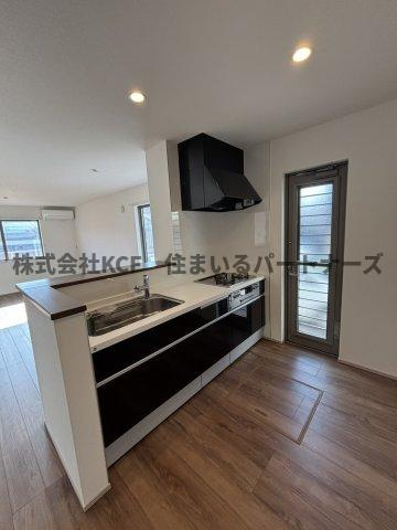 アテレーゼOne西町戸建のキッチン|キッチンでお料理をお楽しみください