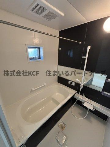 アテレーゼOne西町戸建の浴室|きれいなお風呂です