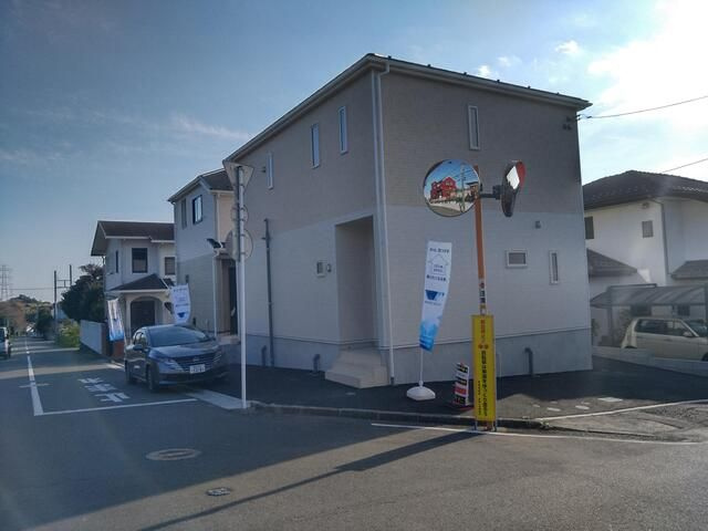 横浜市青葉区奈良町　新築戸建て