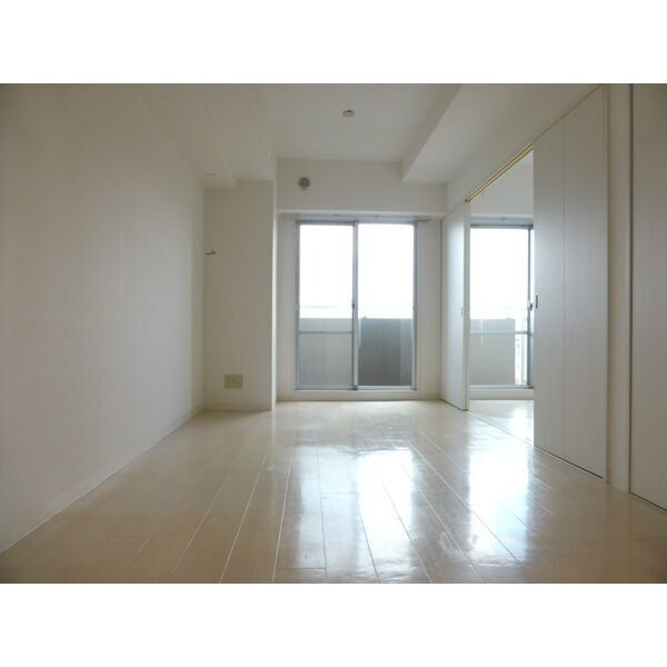 アーバンコート カサンドラXの居間・リビング