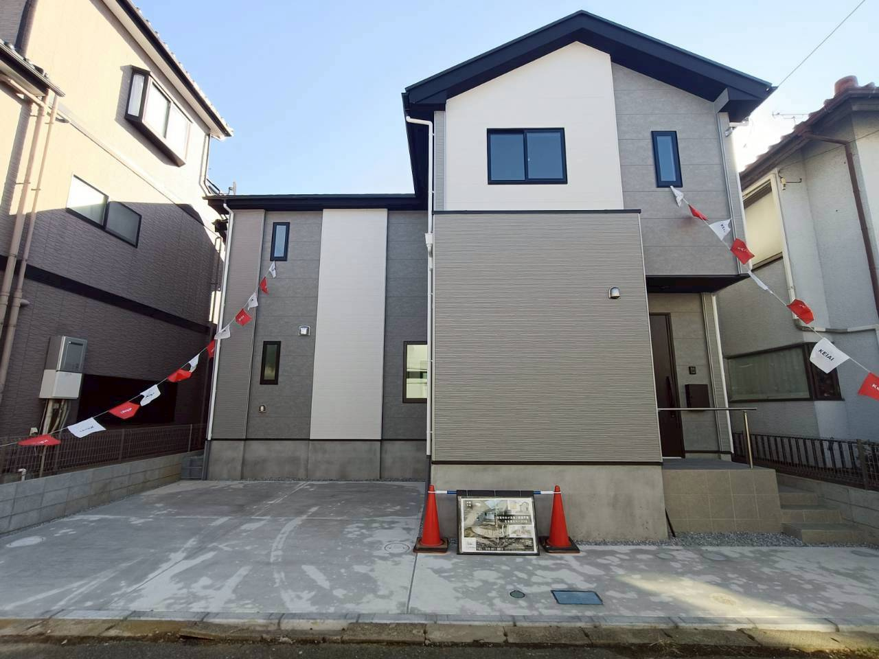 吉川市　栄町　新築戸建　　全1棟