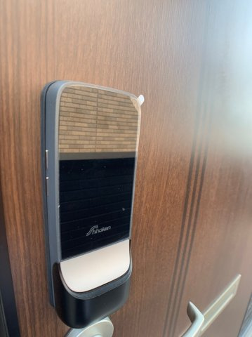 ハーモニーテラスハルカの玄関