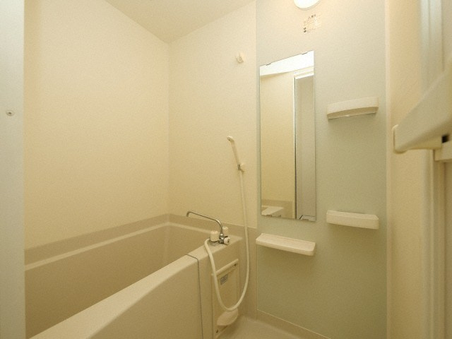 サンロイヤル大阪城北の浴室