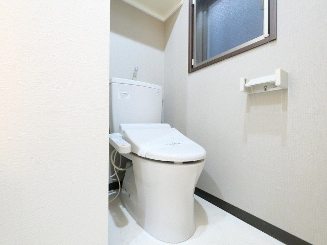 サンロイヤル大阪城北のトイレ