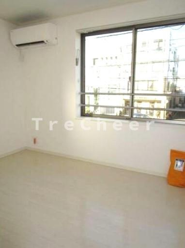 エスポワール西尾久の居間・リビング