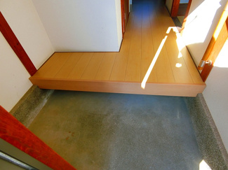 【玄関】 | 坊島２丁目貸家