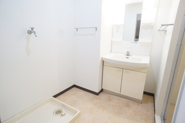 メゾンドール宝塚の洗面所