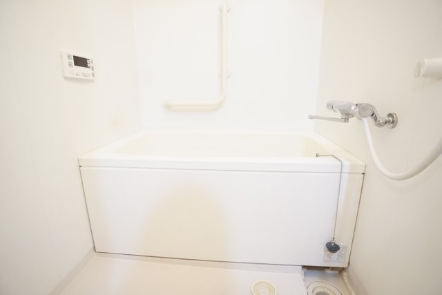 メゾンドール宝塚の浴室