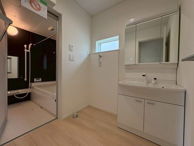 横浜市青葉区荏田西4丁目　新築戸建て