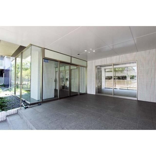 幕張ベイタウンマリンフォートのエントランス