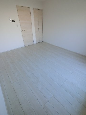 エテルノヴァローレ西千葉の洋室