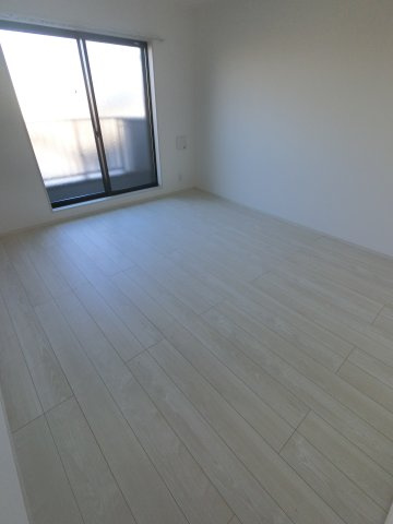 エテルノヴァローレ西千葉の洋室