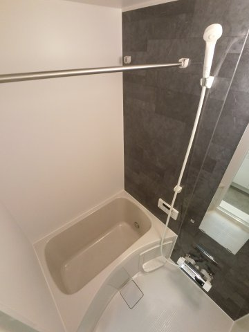 エテルノヴァローレ西千葉の浴室