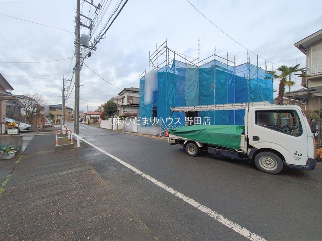 流山市東初石7期　新築戸建　1号棟の前面道路含む現地写真