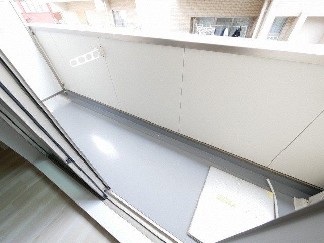 ＡＩＬＥ京橋のバルコニー