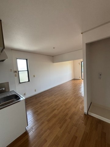 エスポワールBの居間・リビング