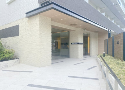 【エントランス】 | スプランディッド難波WESTII