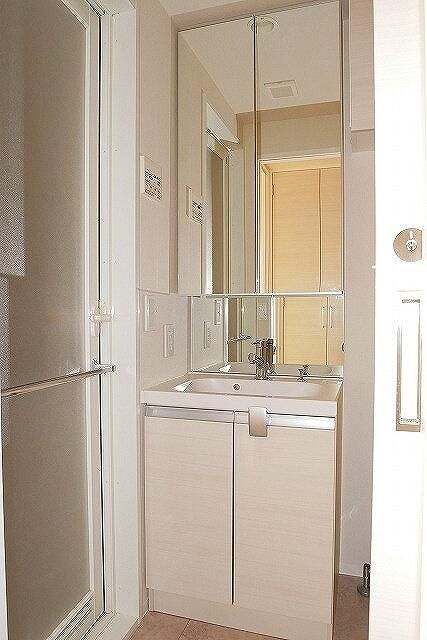 J・ワザック両国の洗面所