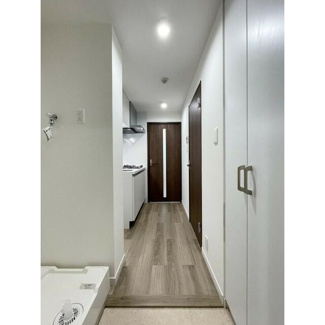 【玄関】 | ウェルスクエアイズム上北沢