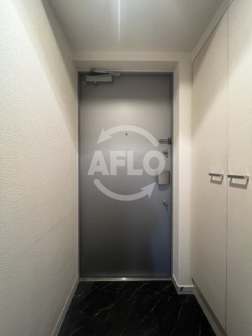 ラヴ心斎橋ウエストの玄関|LAV心斎橋WEST　玄関