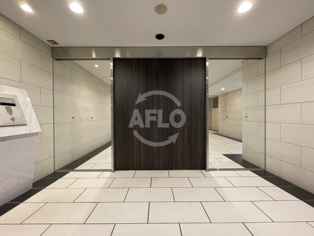 ラヴ心斎橋ウエストのエントランス|LAV心斎橋WEST　エントランス