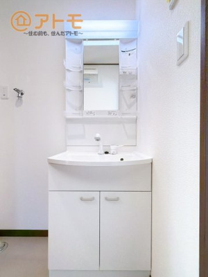 【独立洗面台】 | 富士市吉原4丁目　中古戸建て　全1棟