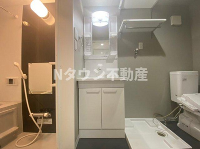 【独立洗面台】 | ペトリコール砂田 | 忙しい朝には欠かせない洗面所です