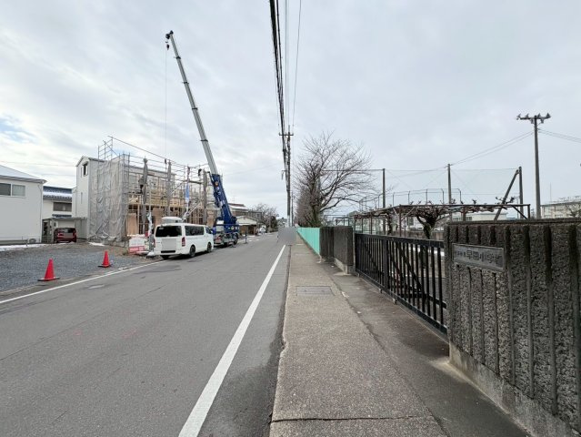 クワイエ　岐阜市栄新町3丁目第1　全1区画分譲の前面道路含む現地写真|「現地（2026年1月13日）撮影」　　
■前面道路　
■ヤマダ不動産　株式会社リライフ
