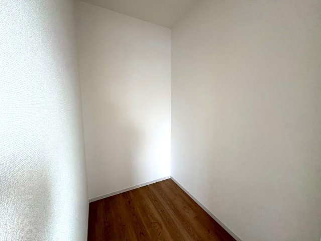 ◆京阪バス『上花山』停まで徒歩６分◆ウォークインクローゼット付き４ＬＤＫ◆角地◆山科区西野楳本町４期の収納|ウォークインクローゼット