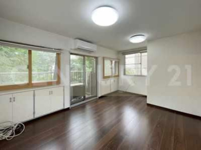 【居間・リビング】 | 南池袋4丁目T邸 | 2面採光の明るいリビングです