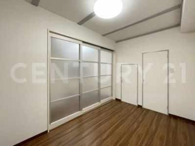 【洋室】 | 南池袋4丁目T邸 | 収納もたっぷりある洋室です