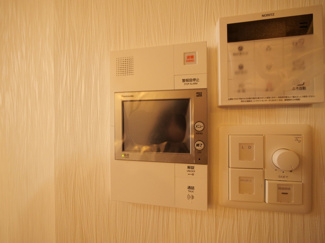 【セキュリティ】 | プレジオ長田 | モニター付きインターホンです