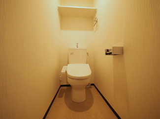 【トイレ】 | プレジオ長田 | 落ち着いた色調のトイレです