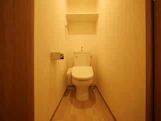 【トイレ】 | プレジオ長田 | 落ち着いた色調のトイレです