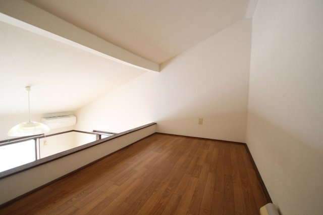 クリスタルハウス二子の内装|ロフト