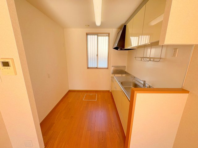 アザミテラスB棟の玄関|明るい玄関です