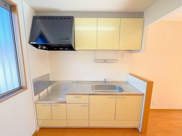 アザミテラスB棟のキッチン|きれいなキッチンです