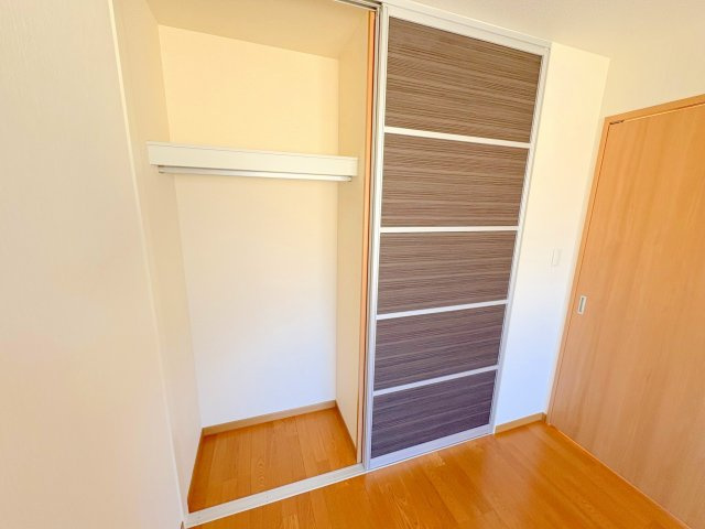 アザミテラスB棟の収納|大きなものも収納できそうです