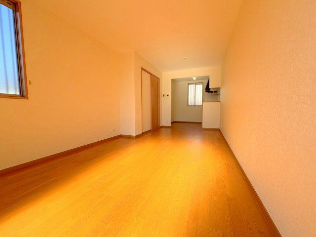 アザミテラスB棟の居間・リビング|居間です