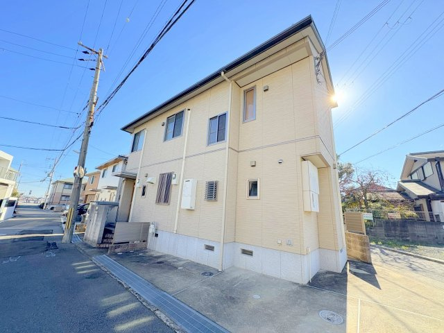 アザミテラスB棟の外観|建物外観を気になさる方へ、見た目の良い物件です