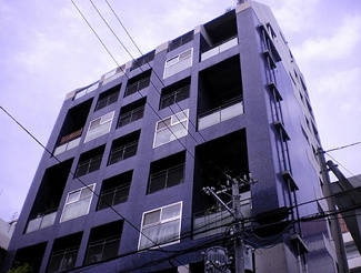 【外観】 | ル・グランデ北久宝寺 | シックでオシャレな外観です。