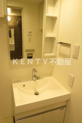 【洗面所】 | プラウドフラット戸越公園 | コンパクトで使いやすい洗面所