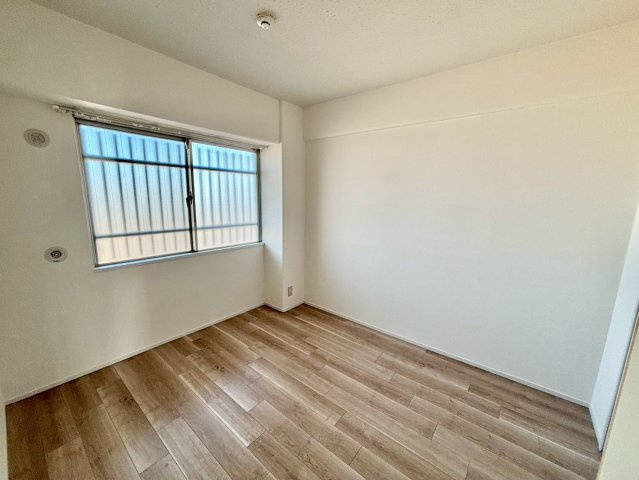 メゾンドール高石の洋室|洋室５．２帖